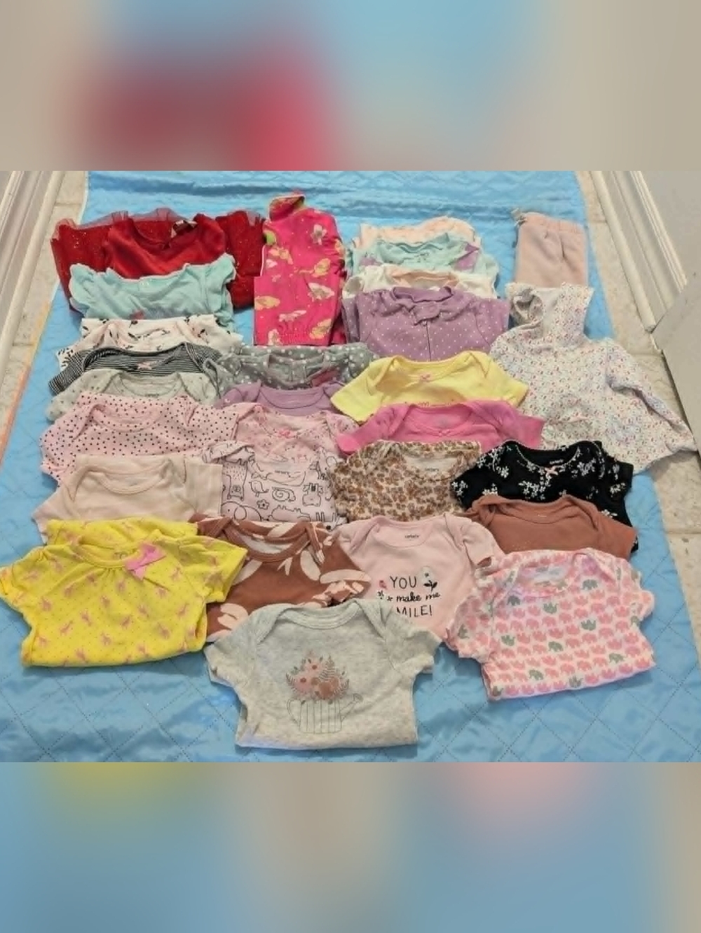 28 pieces clothing - 6months
